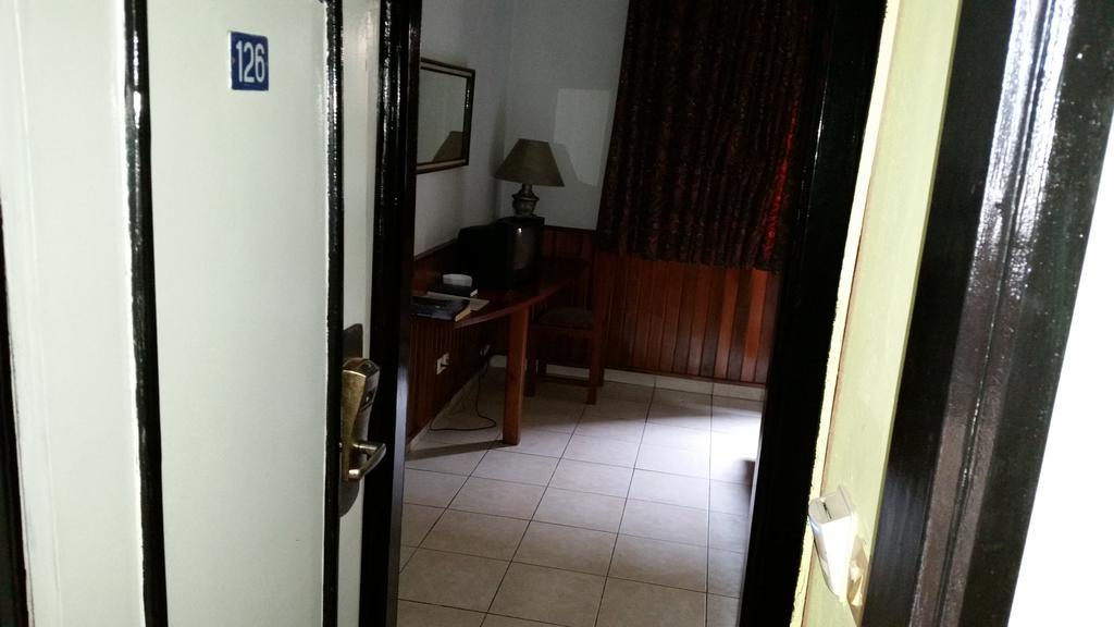 SAFFANA hôtel Douala Exterior foto