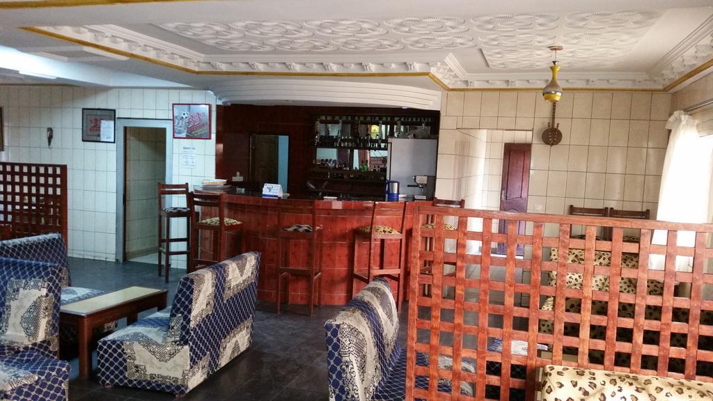 SAFFANA hôtel Douala Exterior foto