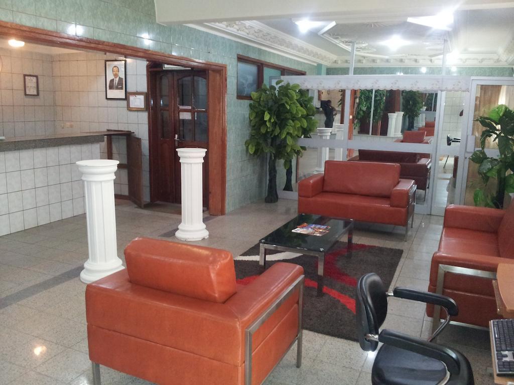 SAFFANA hôtel Douala Exterior foto